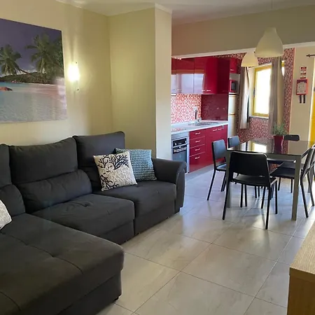 T2 With Pool, 300m From The Apartmán *