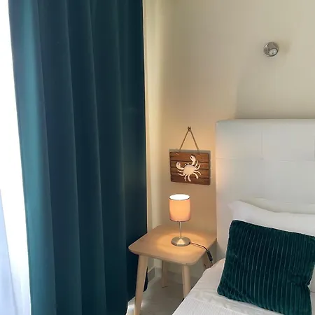 Appartement T2 With Pool, 300m From The *