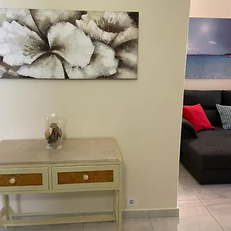 Apartment T2 With Pool, 300m From The