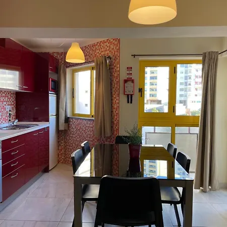 Apartment T2 With Pool, 300m From The *