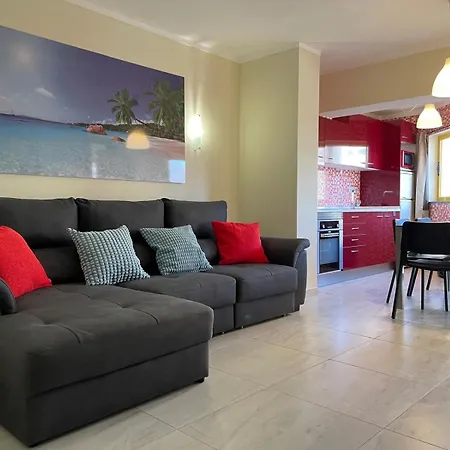 דירה T2 With Pool, 300m From The *