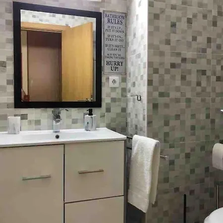 T2 With Pool, 300m From The Апартаменты Портиман
