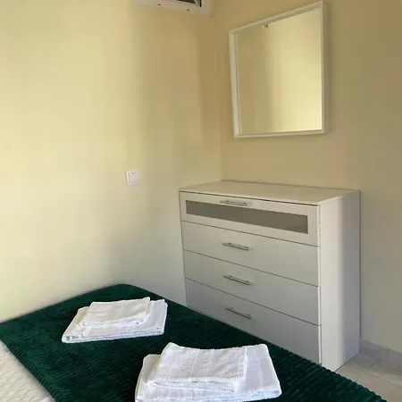 T2 With Pool, 300m From The * 포티마오